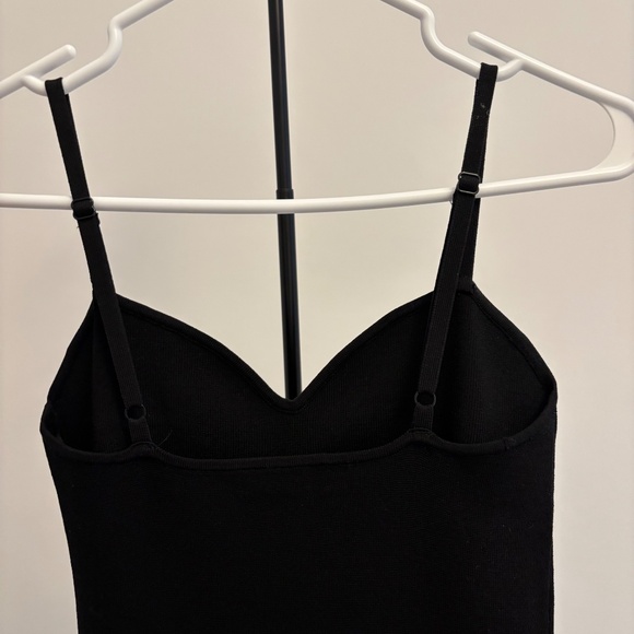 Babaton Sculpt Knit Midi Dress - Picture 5 of 6